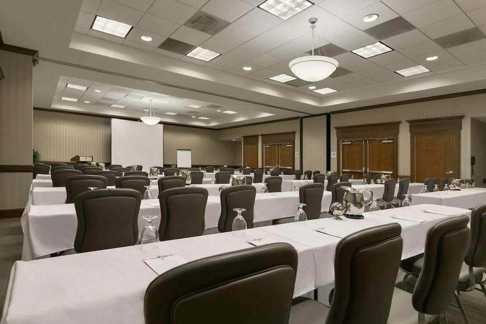 Embassy Suites By Hilton Dulles North Loudoun Dış mekan fotoğraf